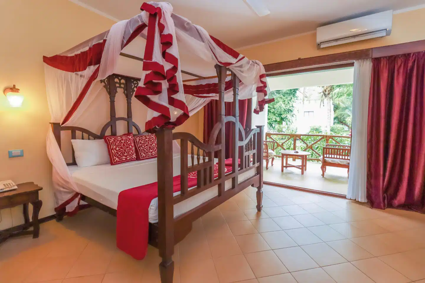 Jaz Adonia Beach Resort Personen