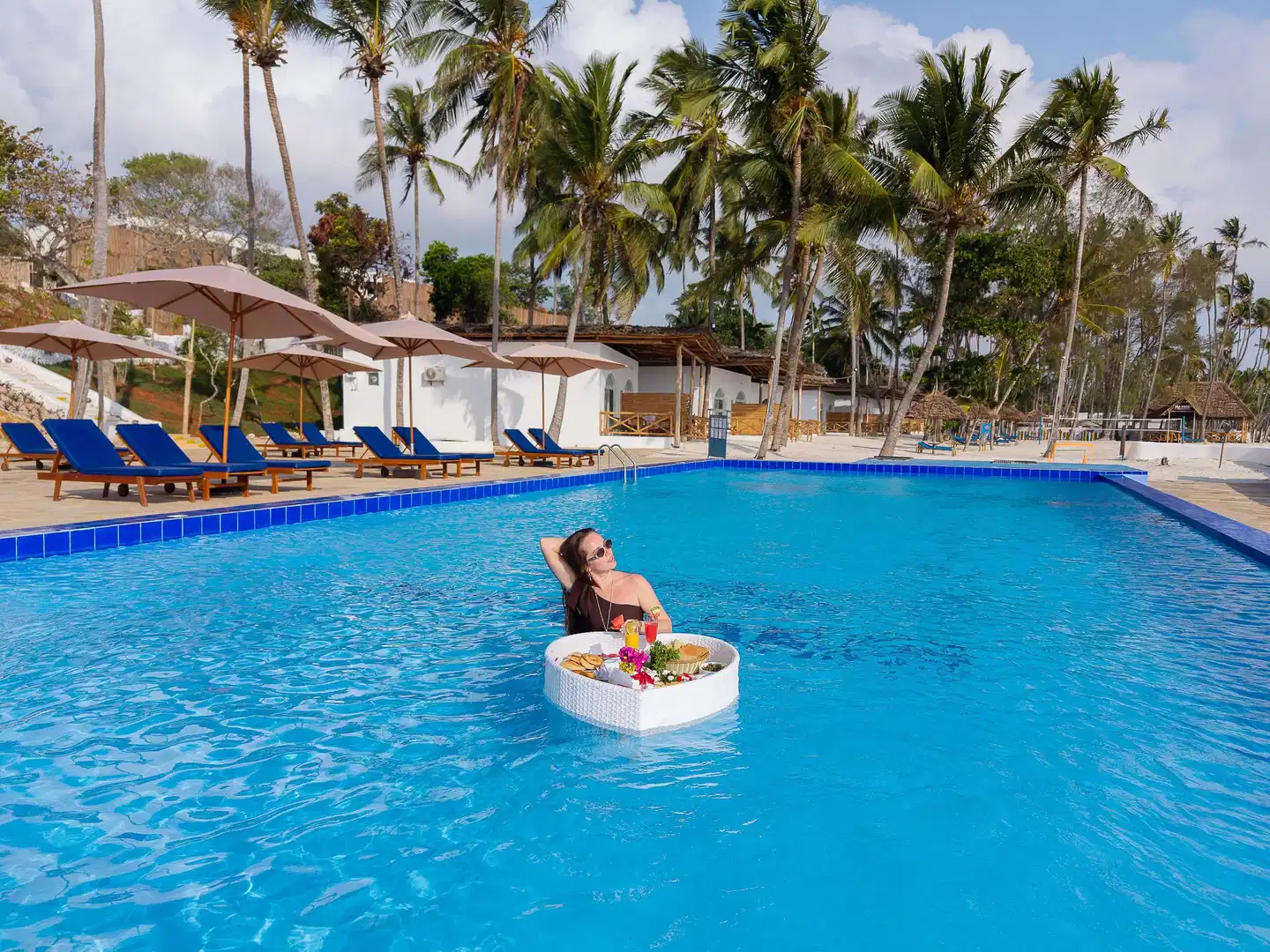 Calimera Ralitsa Superior Pool