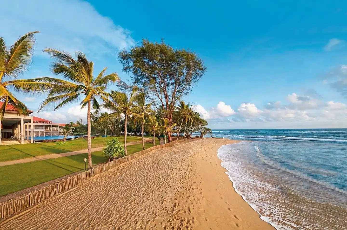 Cinnamon Bey Beruwela BEACH