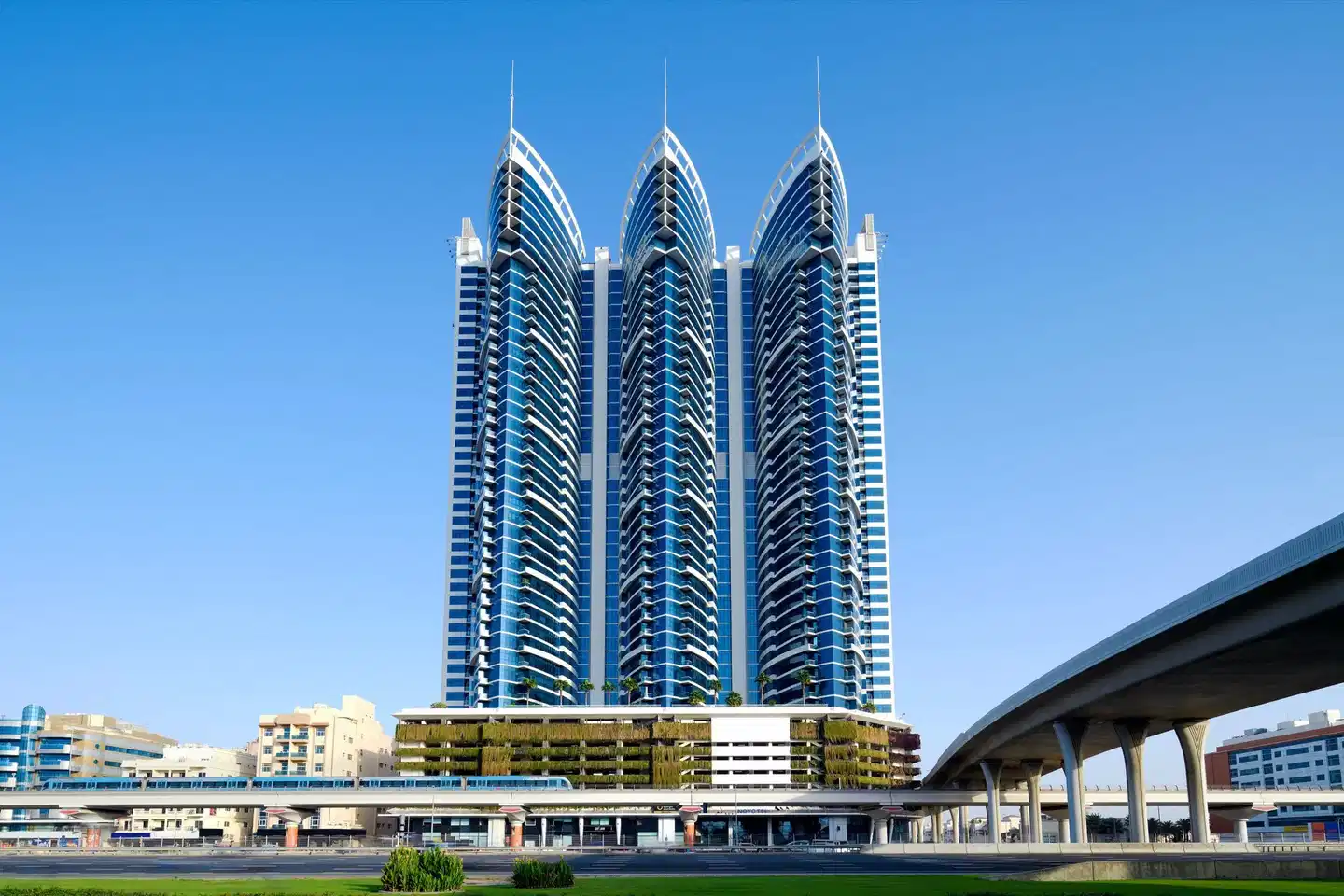 Novotel Dubai Al Barsha Aussenansicht