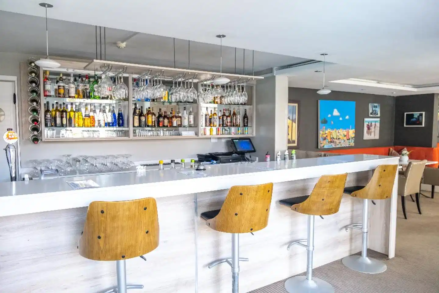 Three Cities Bantry Bay Suite Hotel Bar