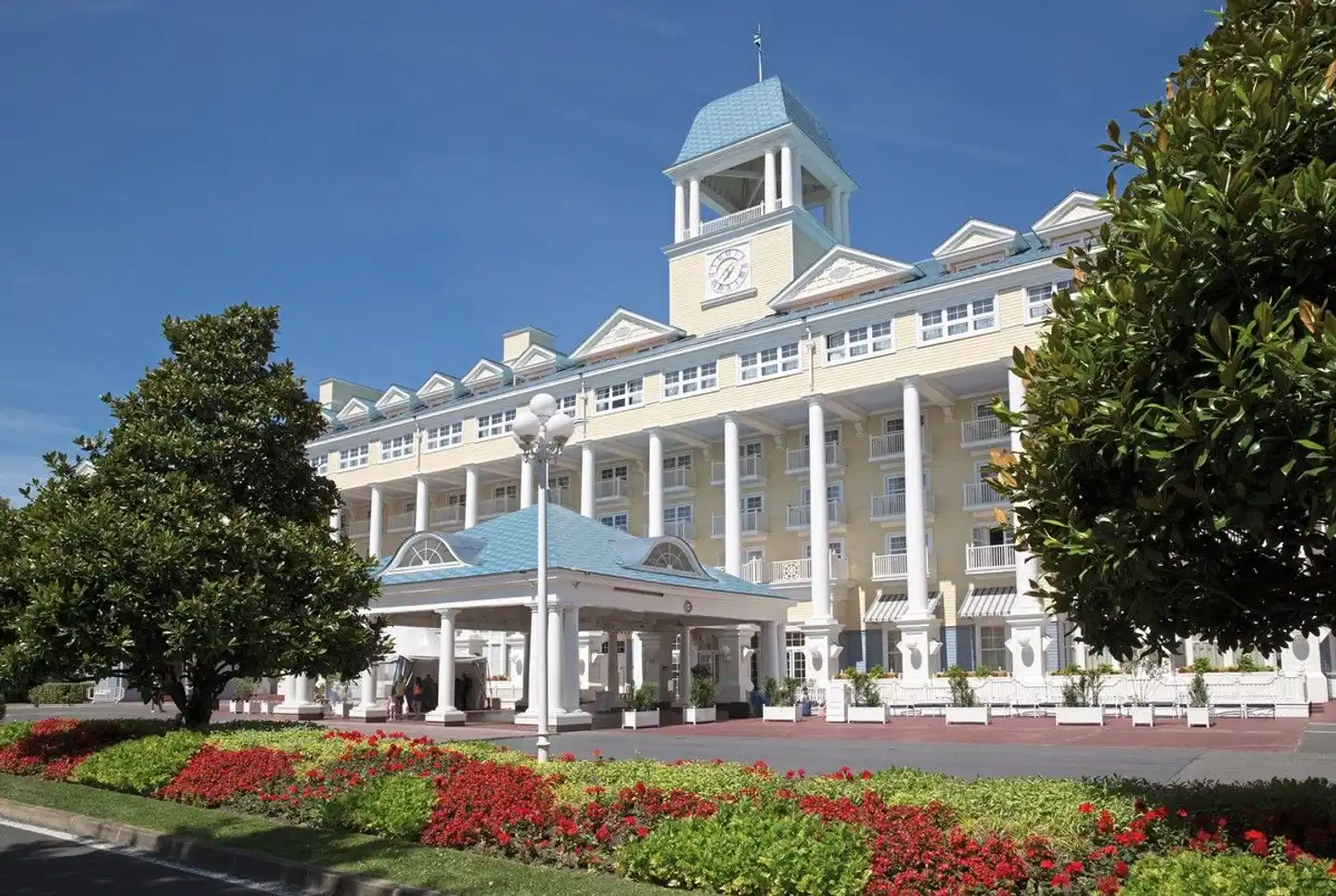 Disney Newport Bay Club Aussenansicht