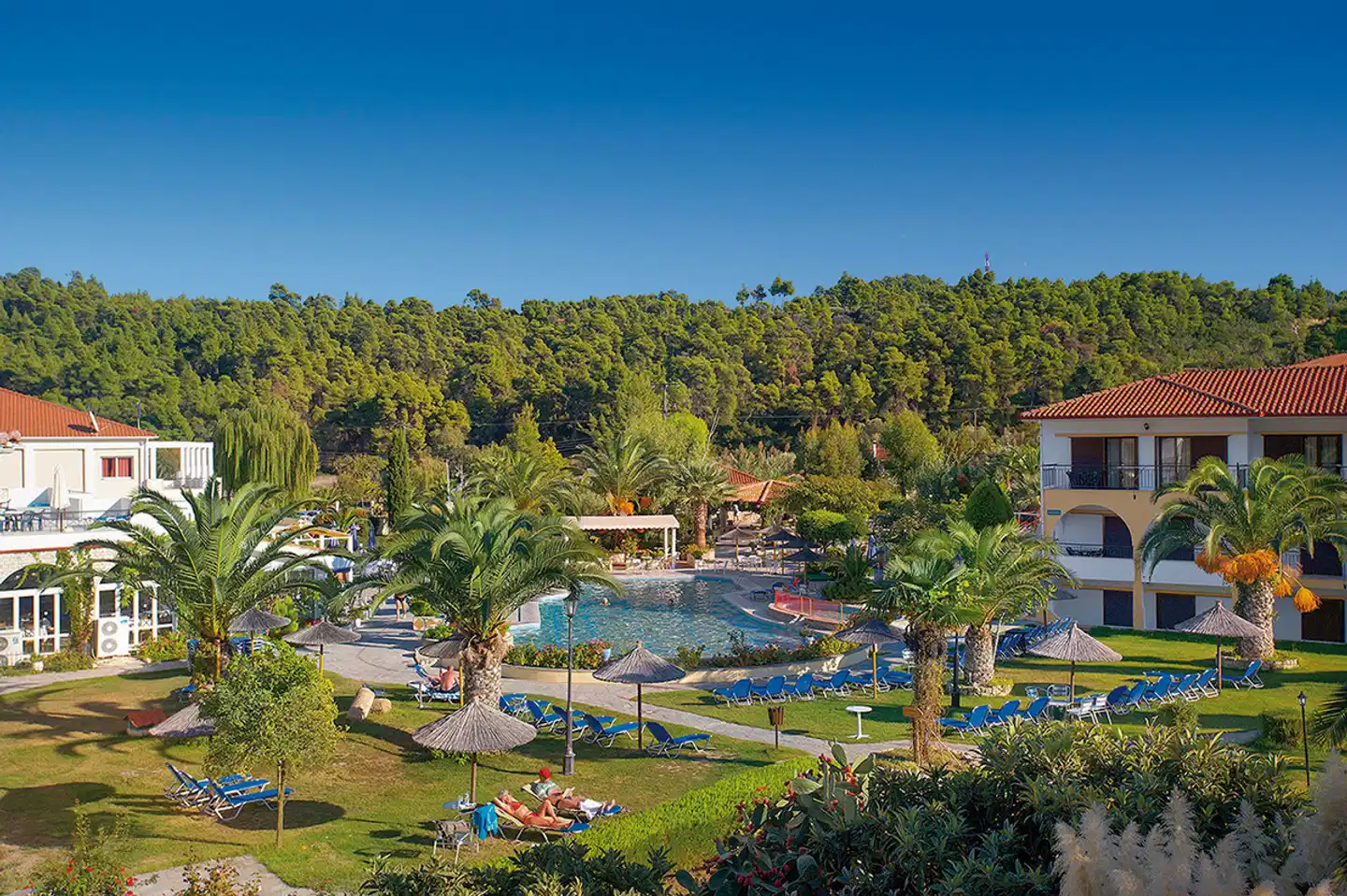 Chrousso Village Aussenansicht