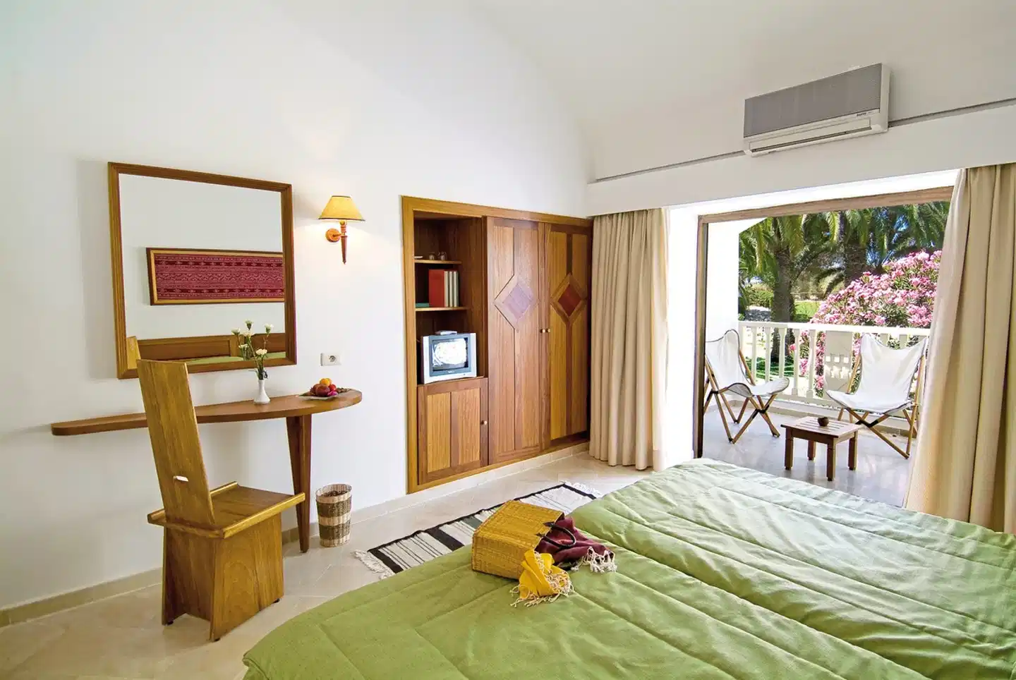 Les Orangers Beach Resort ACCOMMODATION
