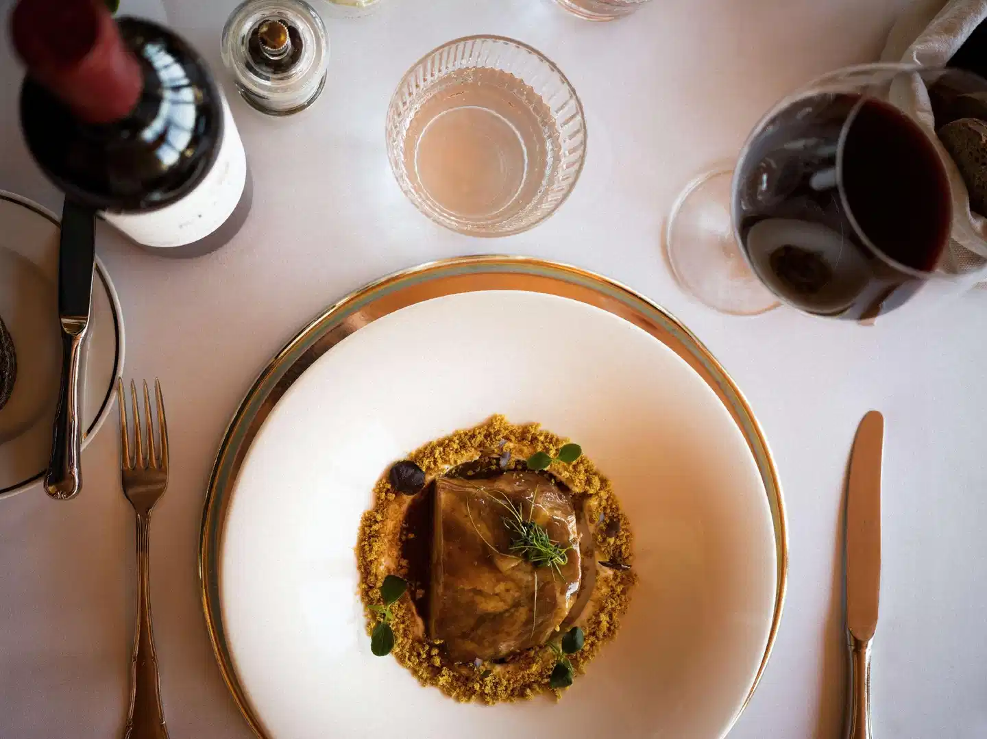 Alhambra Palace Restaurant