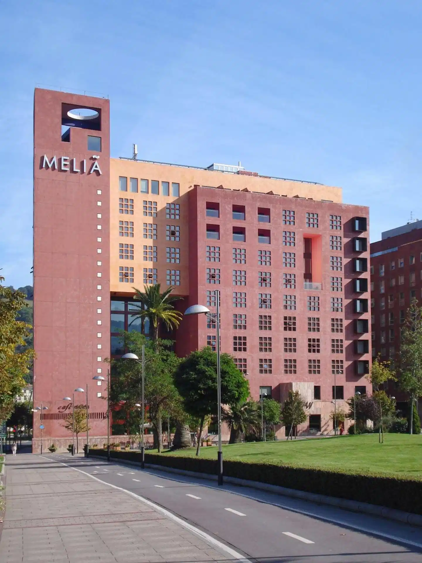 Meliá Bilbao Aussenansicht