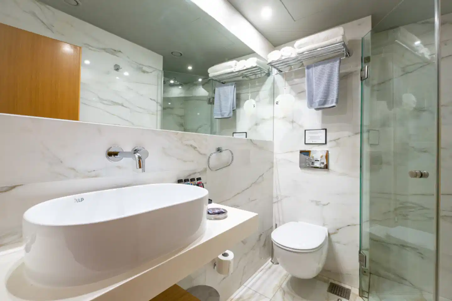 Golden Star City Resort Badezimmer