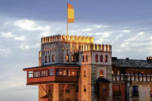 Burghotel Castillo Alcazar Aussenansicht