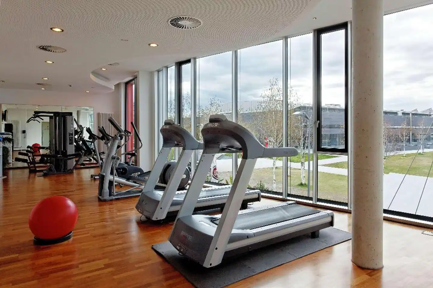 Hilton Garden Inn Stuttgart NeckarPark Sport und Entertainment