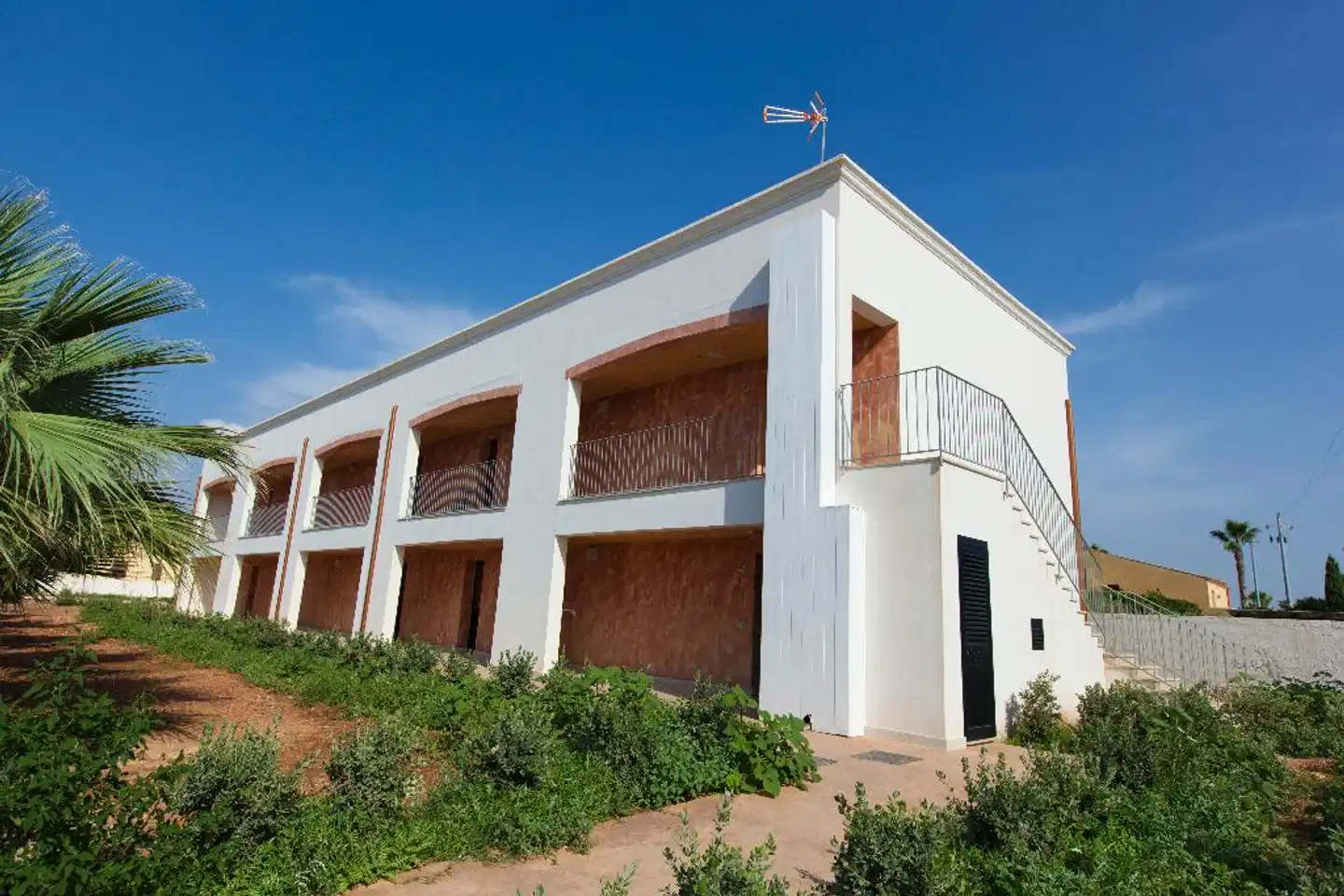 Delfino Beach Hotel Aussenansicht