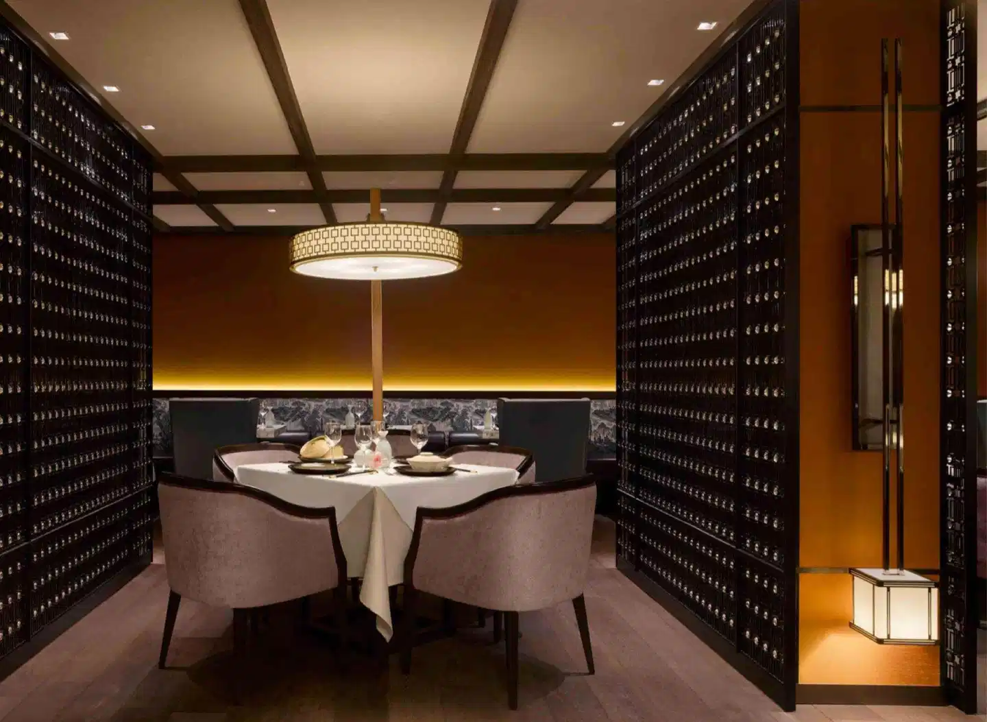 Tangla Hotel Brussels Restaurant