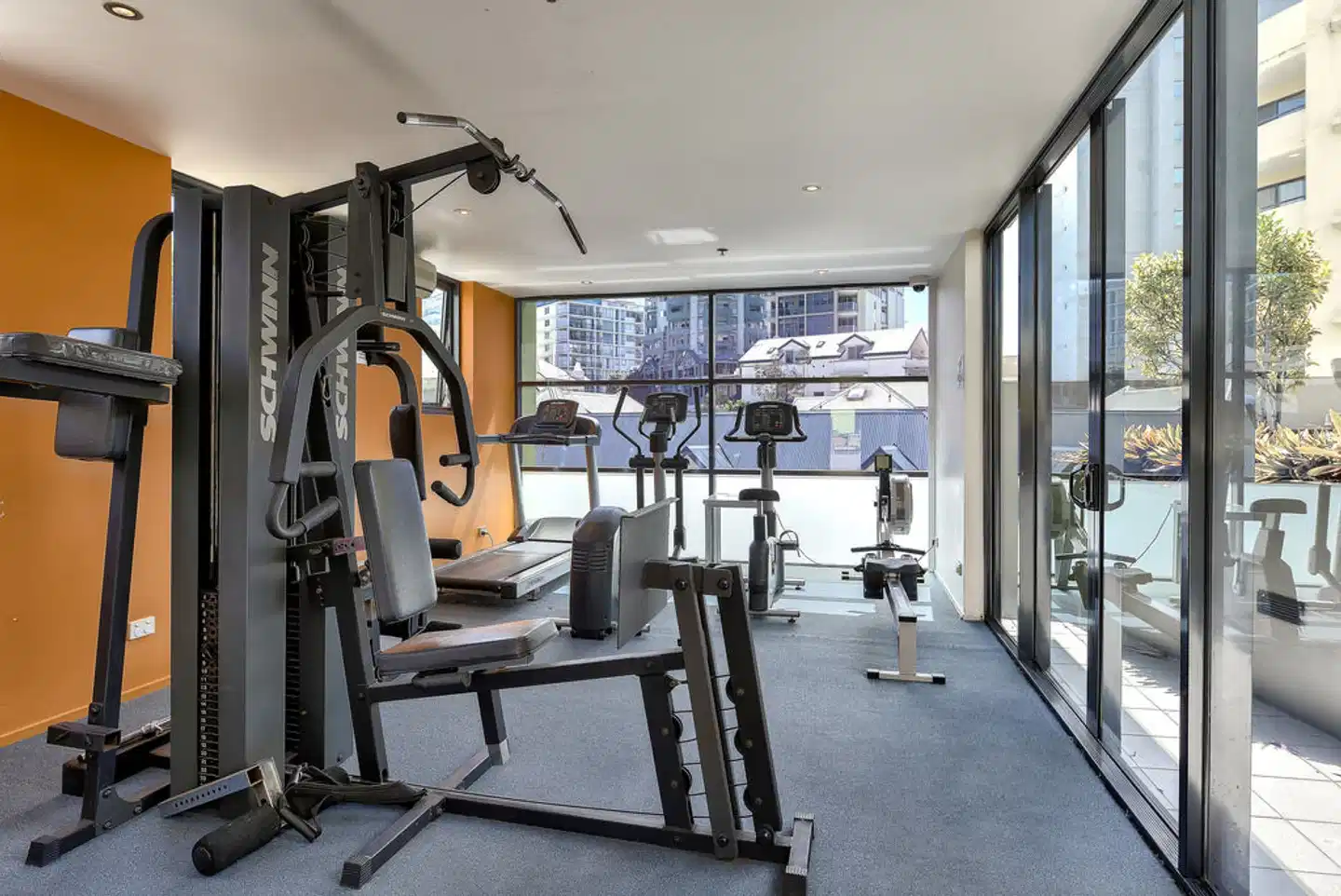 Quest Spring Hill Sport und Entertainment