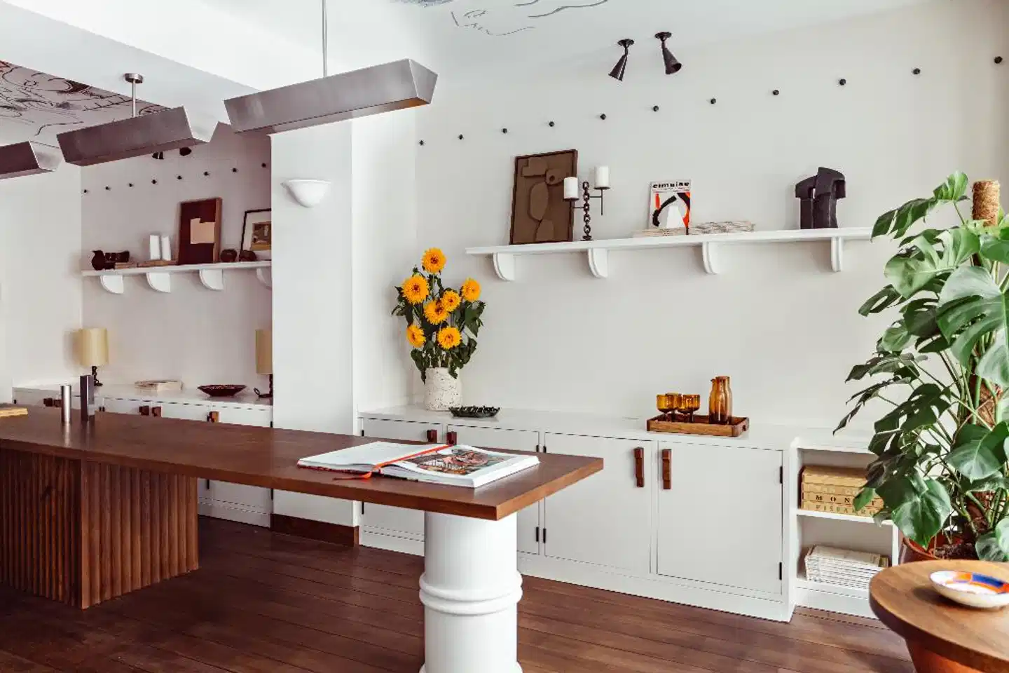 des Academies et des Arts Lobby