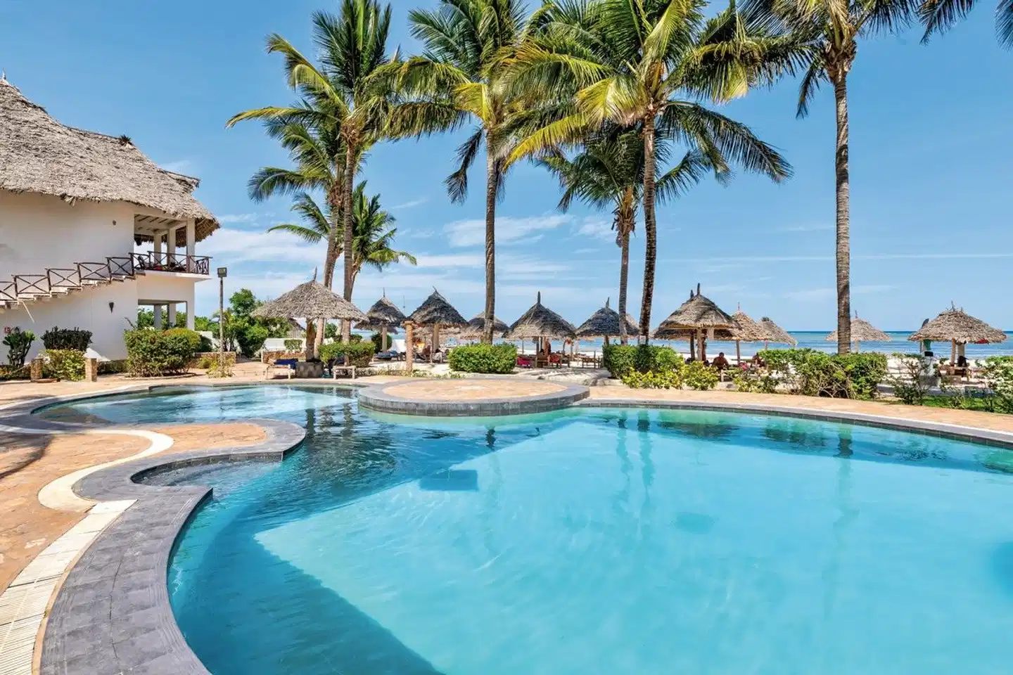 AHG Waridi Beach Resort & Spa Pool