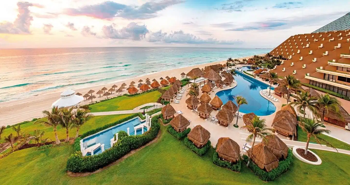 Paradisus Cancun Aussenansicht