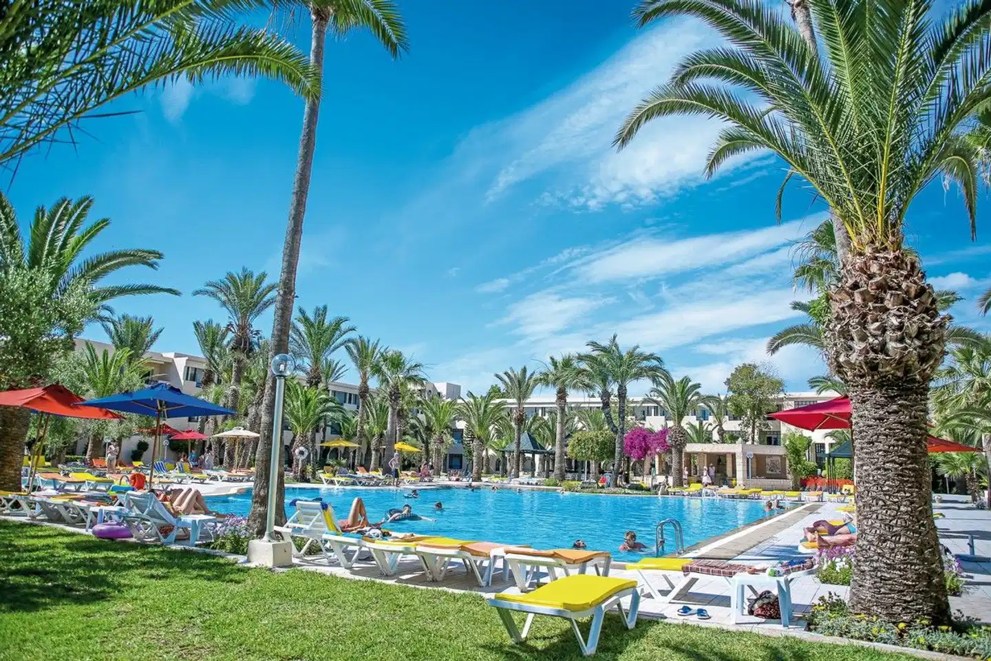 Palm Beach Skanes Pool