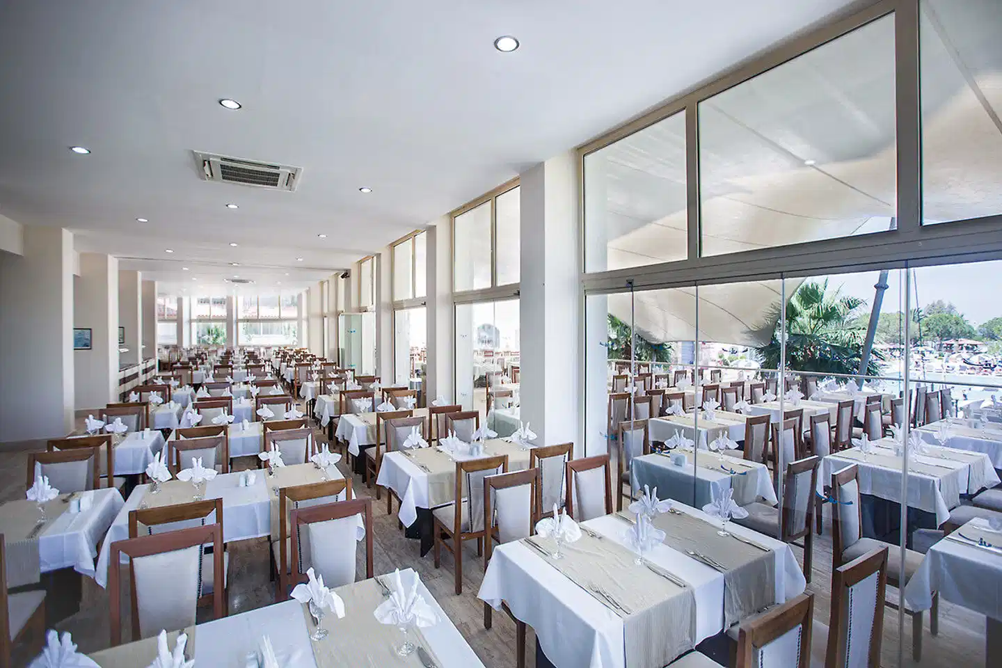 Batihan Beach Resort Restaurant