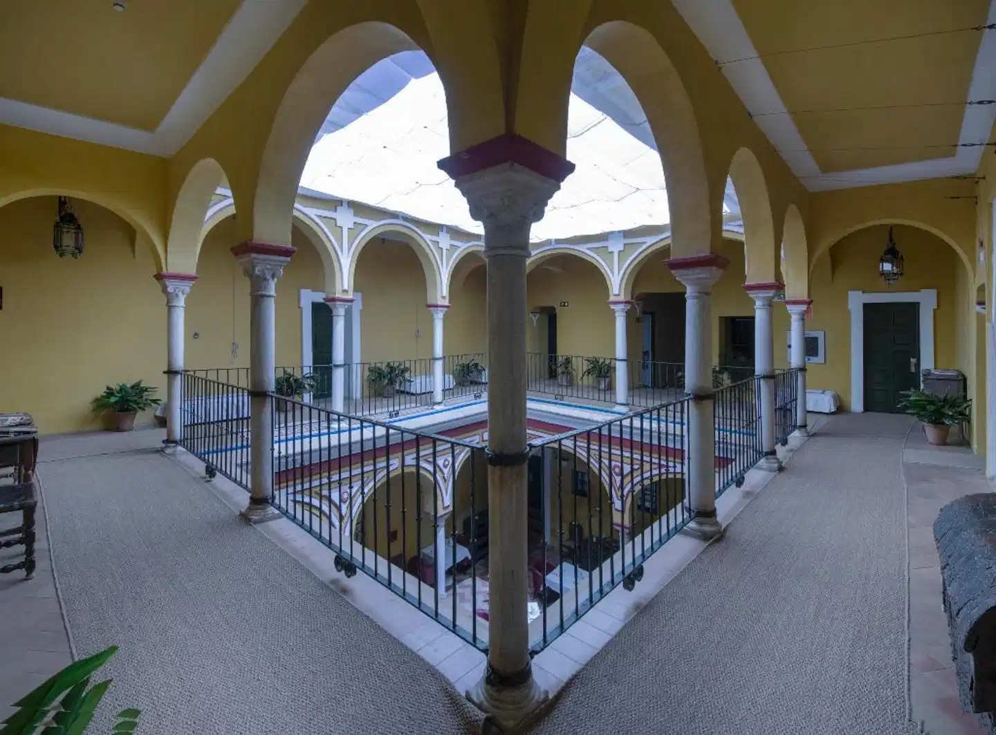 Las Casas de la Judería Lobby