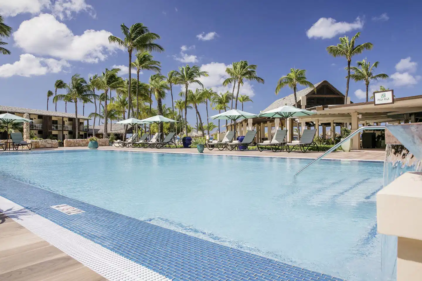 Manchebo Beach Resort & Spa Pool