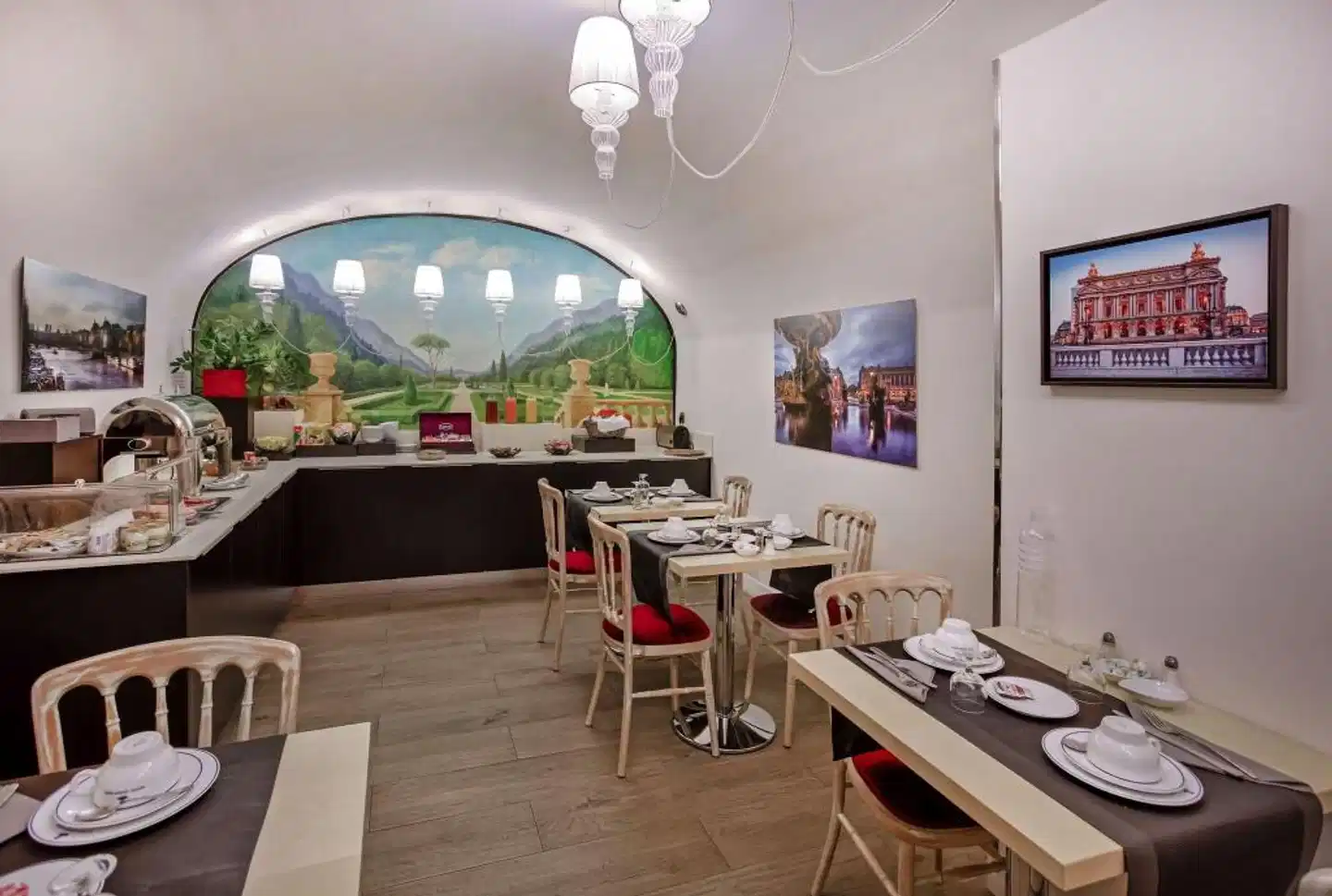 Queen Mary Restaurant