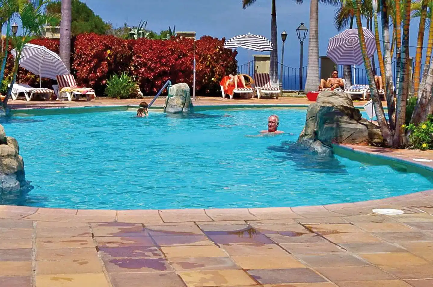 Playa de los Roques Pool