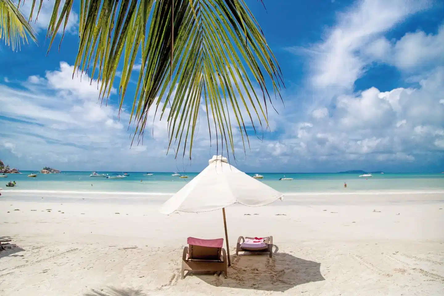 Village du Pecheur BEACH