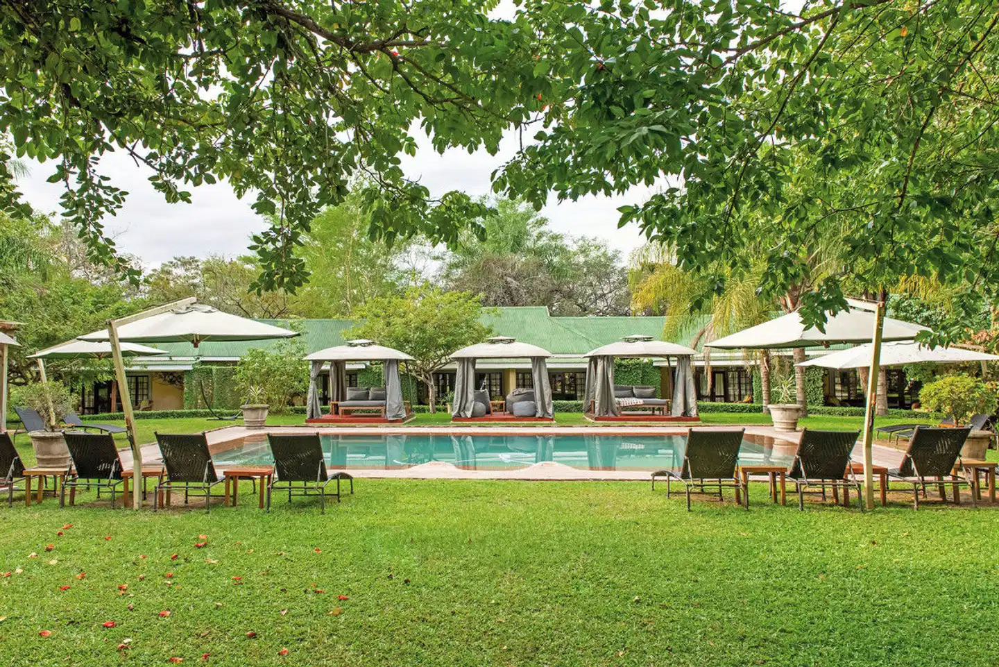 Perrys Bridge Hollow Boutique Garten