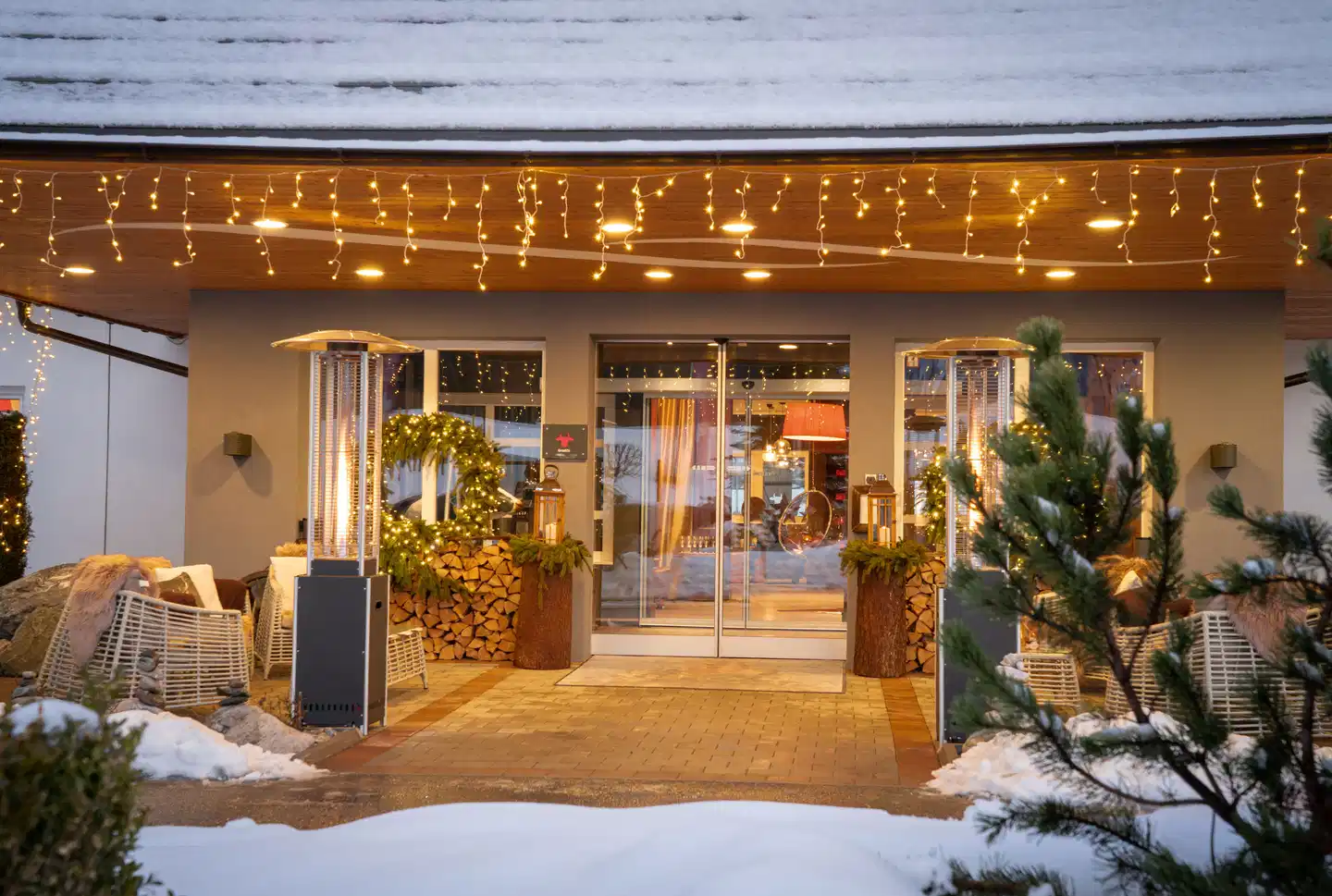 elaya hotel steinplatte Terrasse