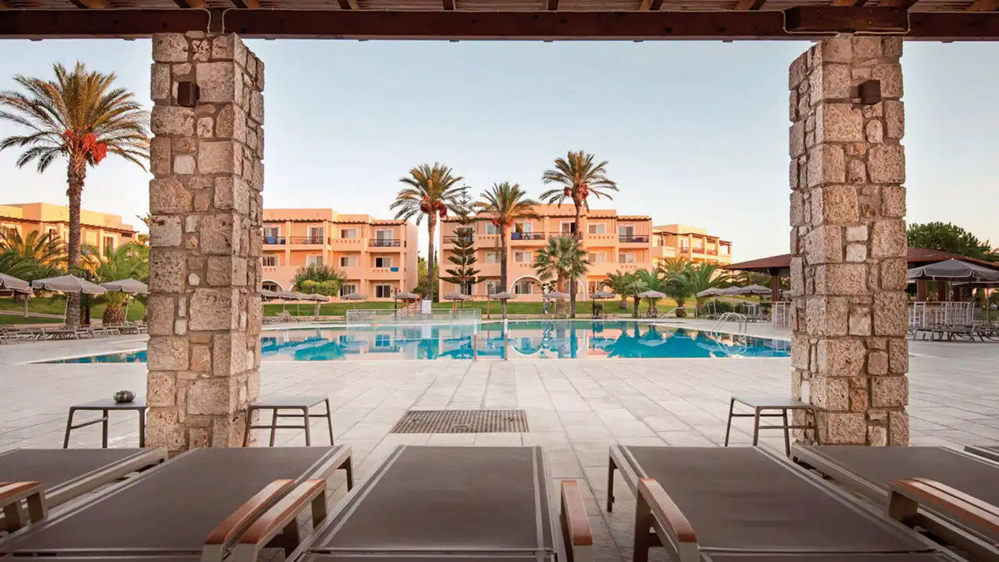 Horizon Beach Resort Pool