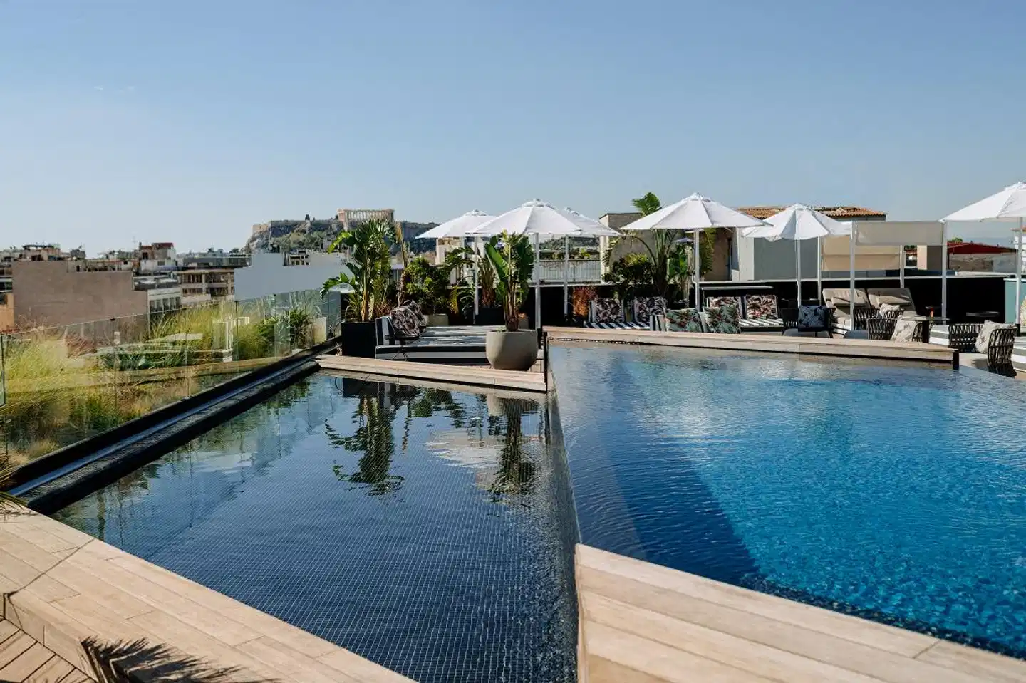 Skylark, Aluma Hotel & Resort Pool