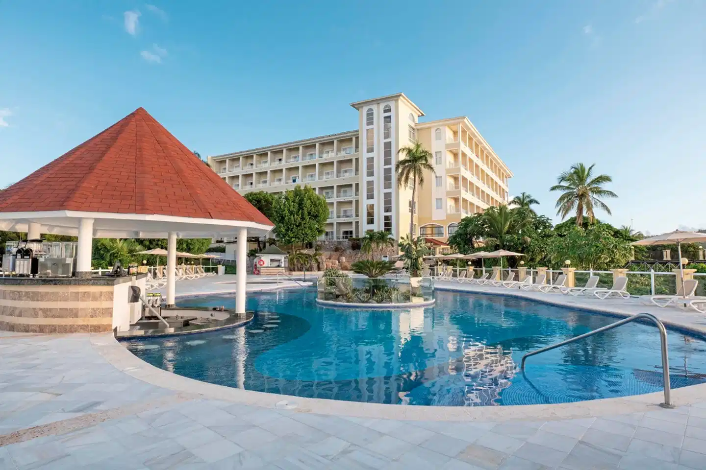Eurostars Grand Cayacoa Pool