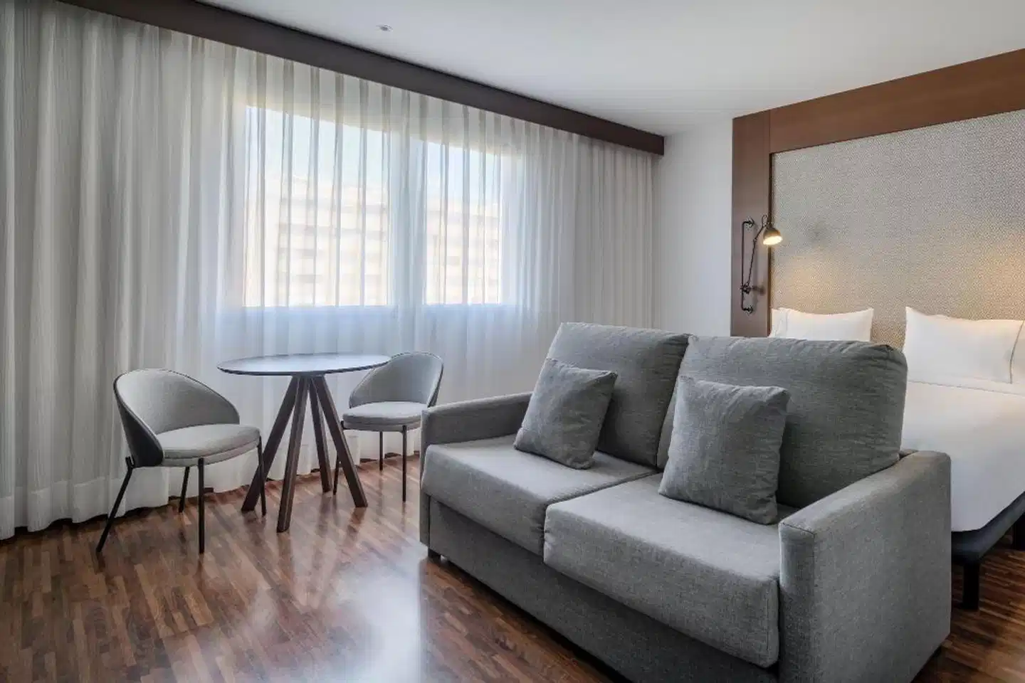 AC Hotel by Marriott Alicante Wohnbeispiel