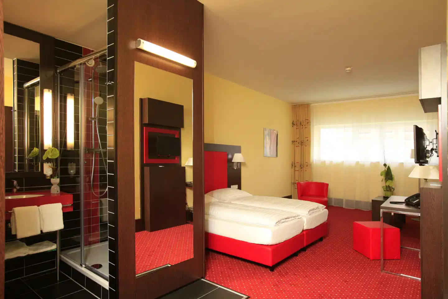 PLAZA Premium Salzburg (ex Best Western Plus Amedia Art Hotel) Wohnbeispiel