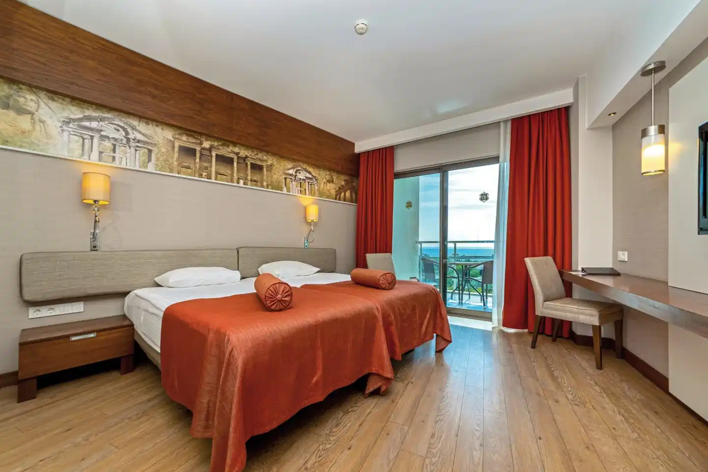 Commodore Elite Suite & Spa Wohnbeispiel