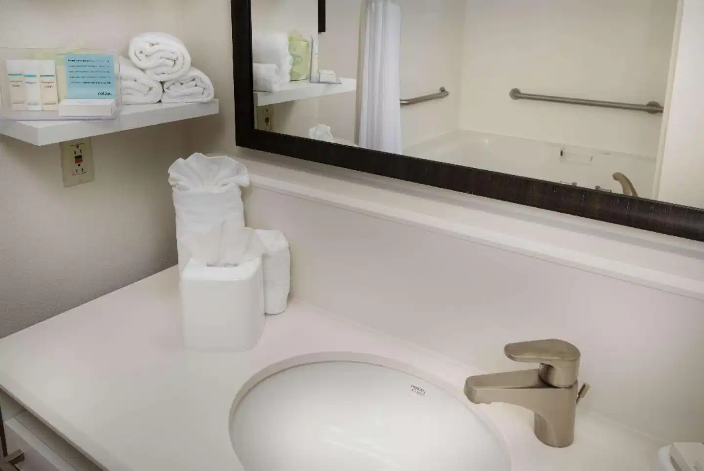 Hampton Inn Titusville/I-95 Kennedy Space Center Badezimmer