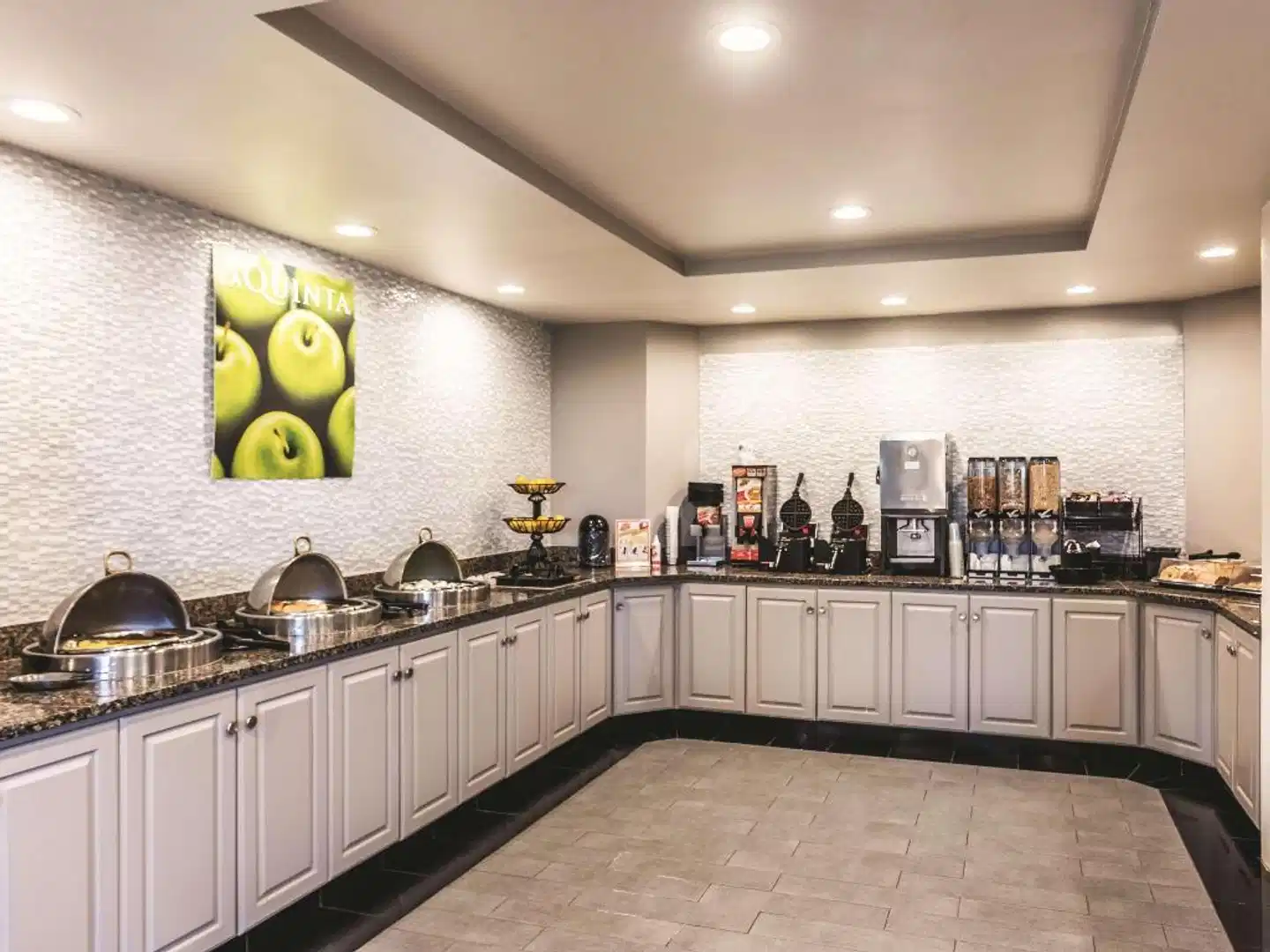 La Quinta Inn & Suites by Wyndham Colorado Springs North Restaurant