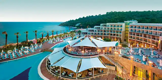 Paloma Pasha Aussenansicht