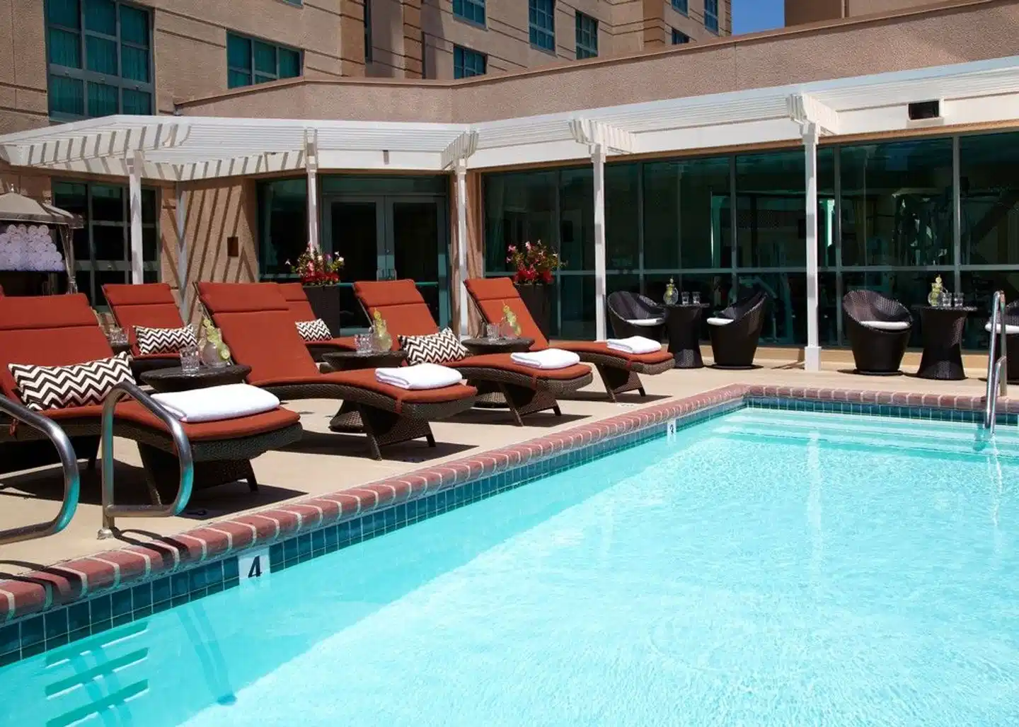 Renaissance Los Angeles Airport Hotel Pool