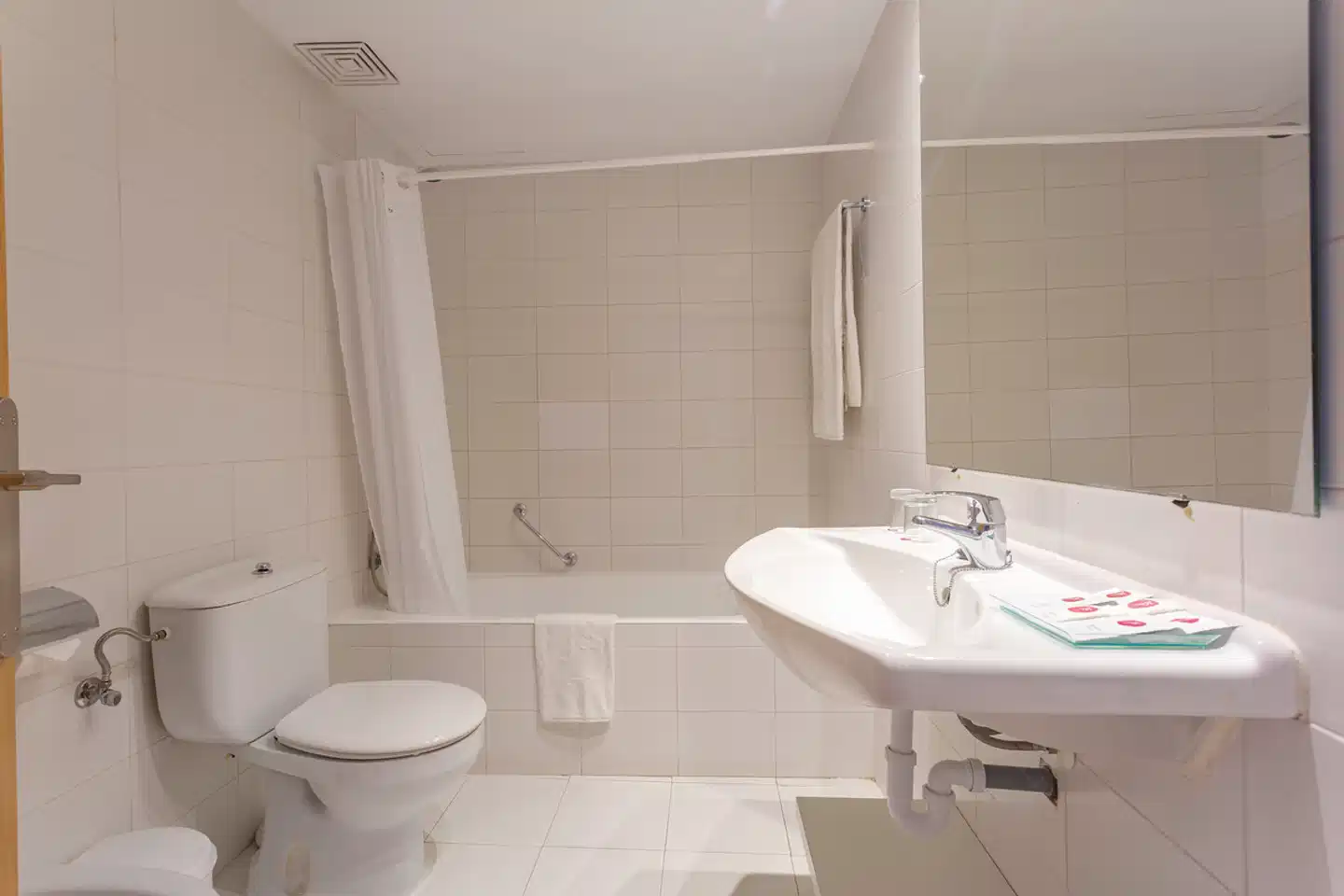 JS Ca'n Picafort Badezimmer