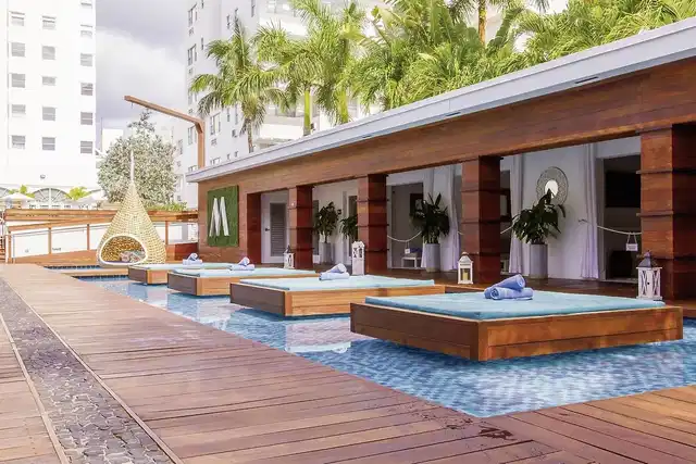 Marseilles Hotel Aussenansicht