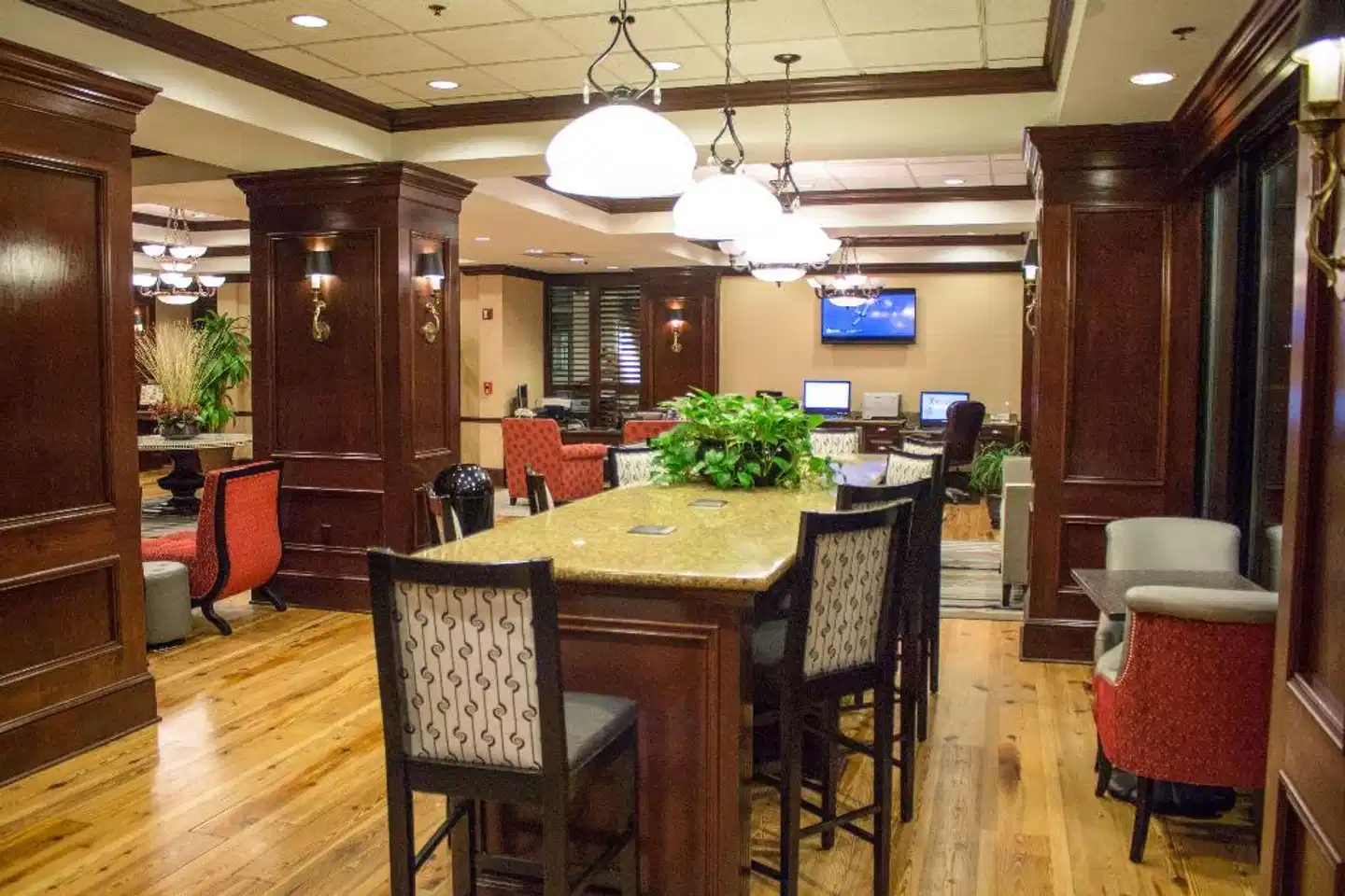 Hampton Inn Savannah-Historic District Lobby