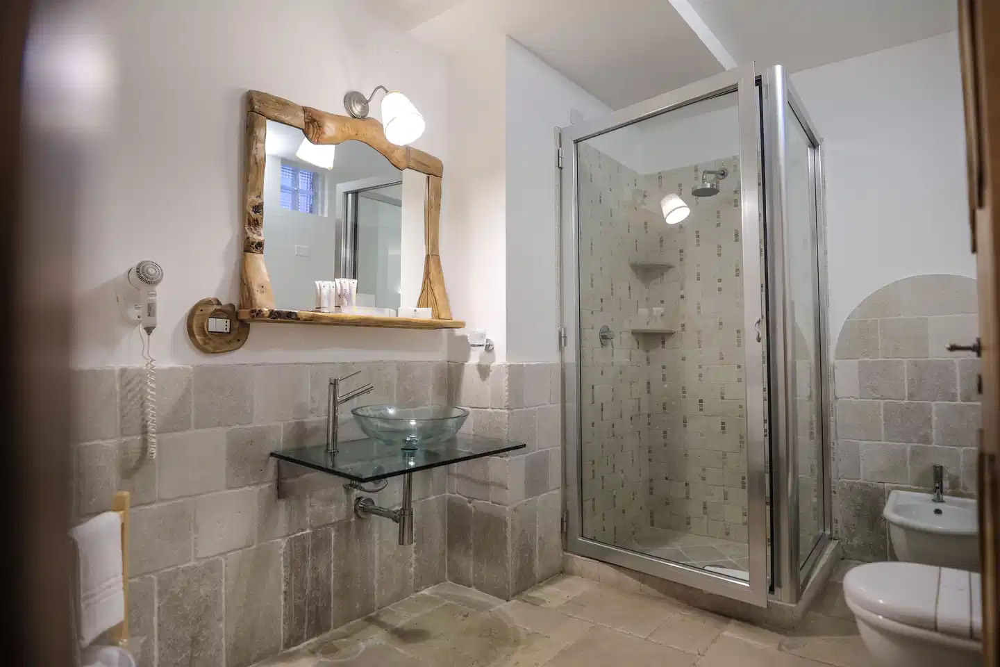 Tenute Al Bano Badezimmer