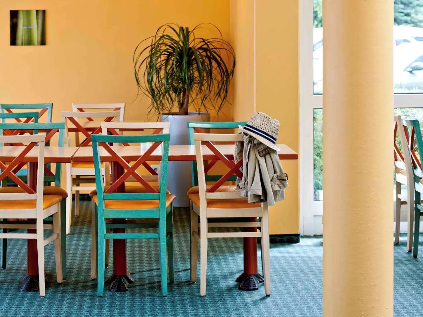 ibis Koeln Frechen Personen