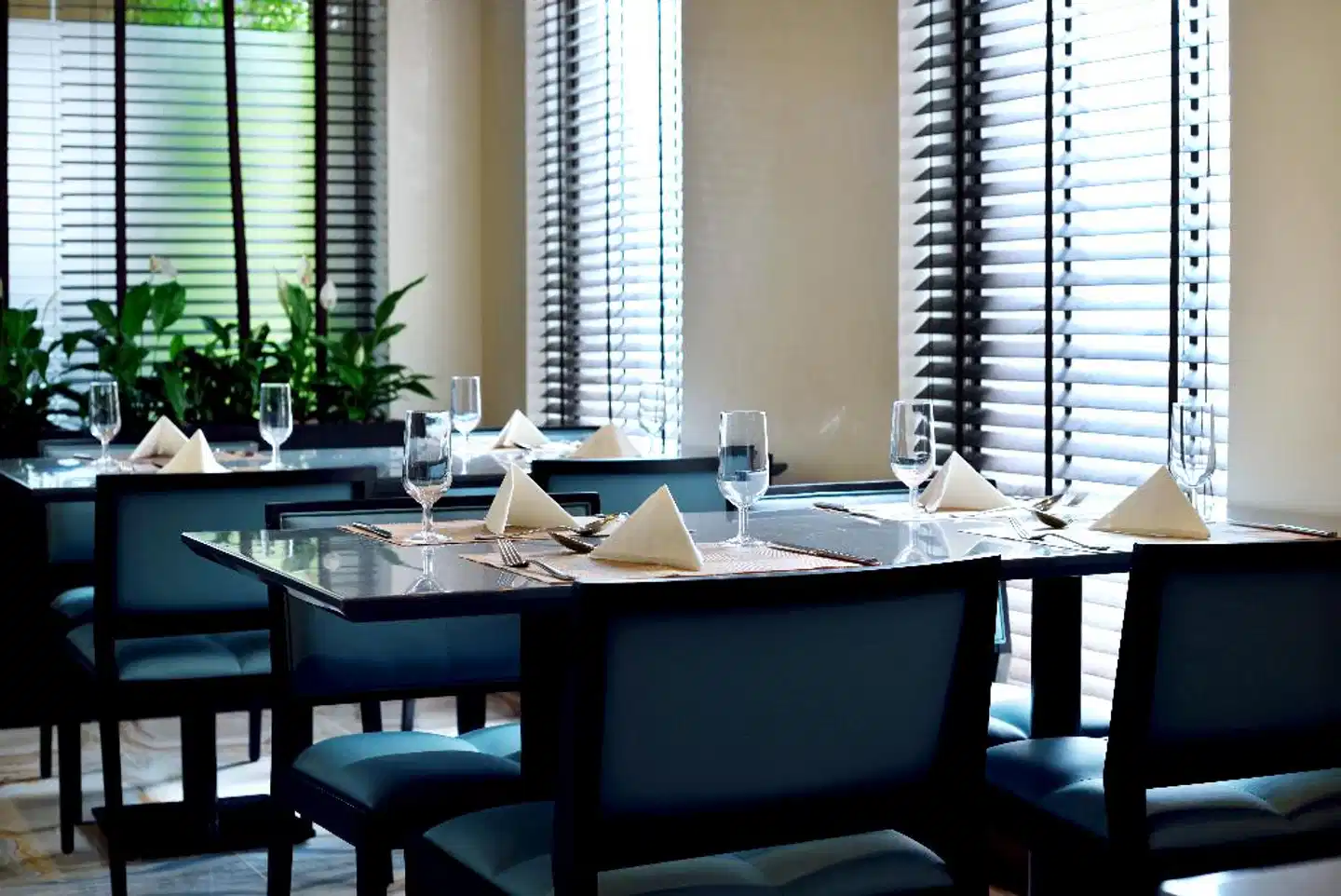 Mercure Gold Hotel Al Mina Road Dubai Restaurant