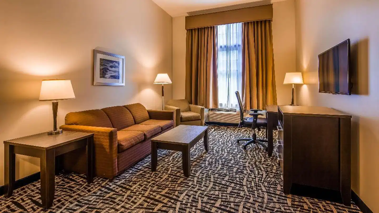 Best Western Plus The Inn & Suites at the Falls Wohnbeispiel