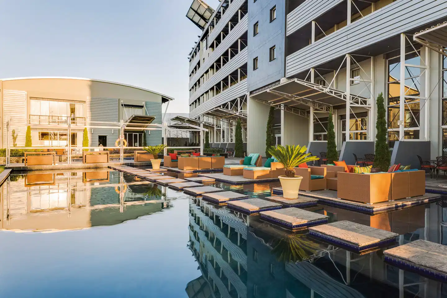 Protea Hotel O.R Tambo Airport Terrasse