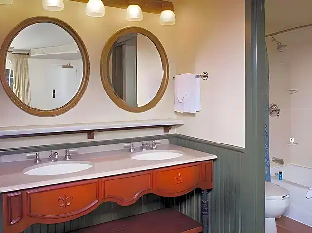 Disney's Port Orleans Resort - French Quarter Badezimmer