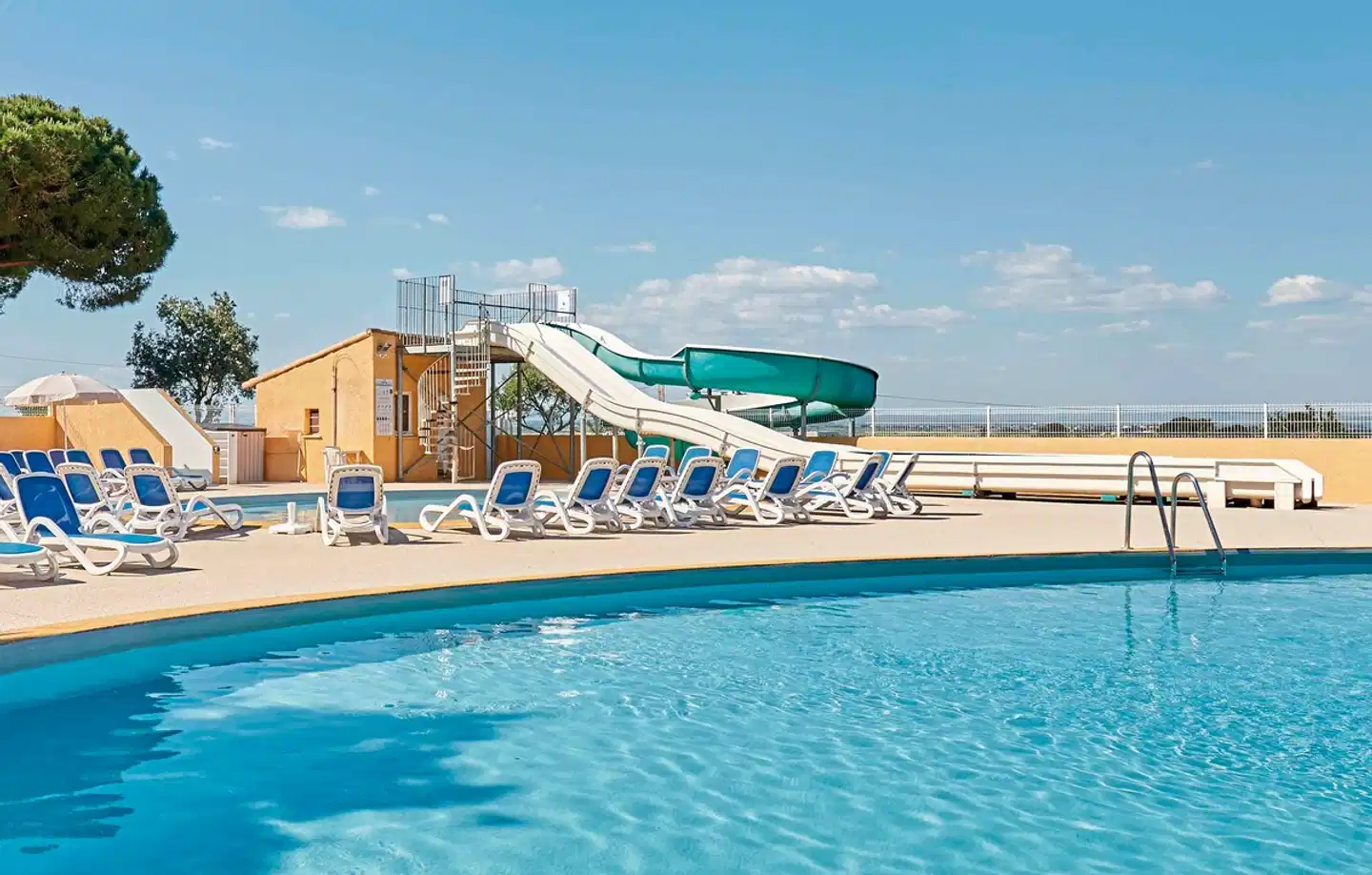 Camping Odalys La Pinède Pool