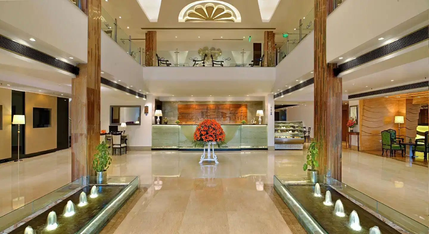 Taurus Sarovar Portico Lobby