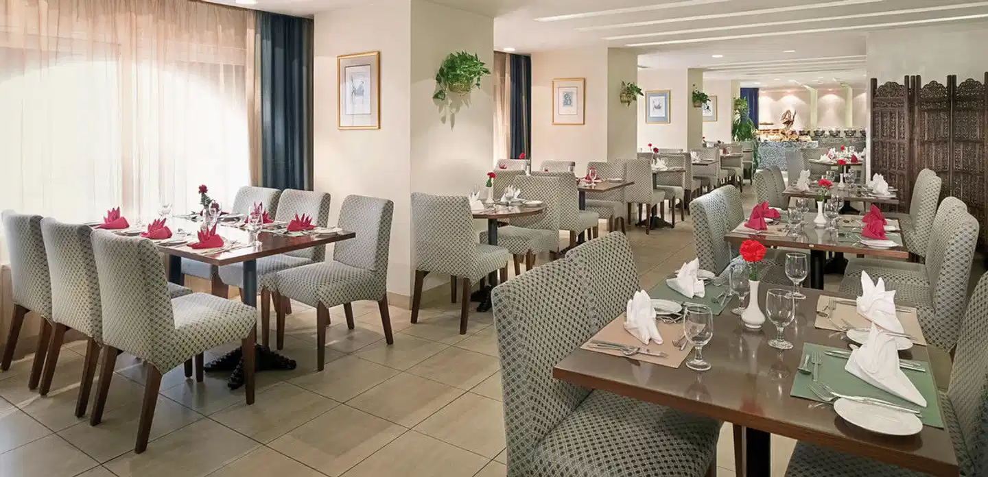 City Seasons Al Hambra Abu Dhabi Restaurant